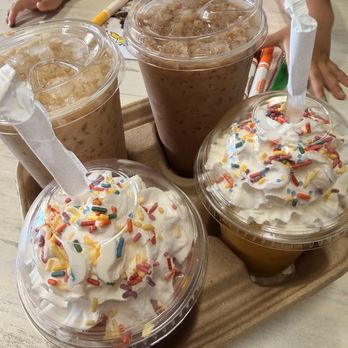 Blue Mug Coffee & Tea - 24oz ice lattes and kids smoothies with SPRINKLES. - Coffee & Tea Near Me - Escondido, California