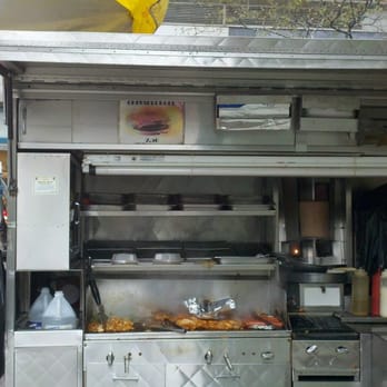 Hema Malak Halal Cart - food being prepared - Halal Near Me - New York, New York Hema Malak Halal Cart - food being prepared - Halal Near Me - New York, New York