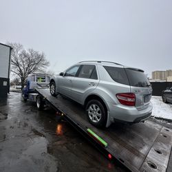 Candy’s Towing