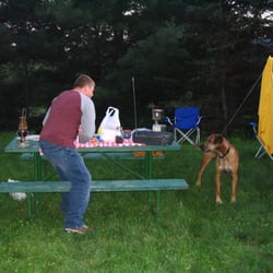 Tree Corners Family Campground - Dennis and Jack Camping