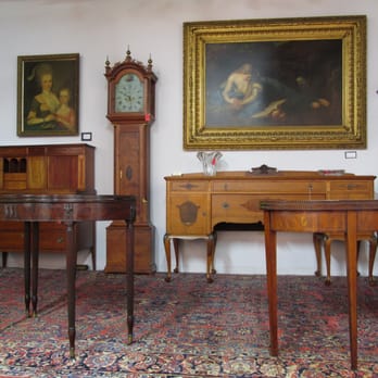 Hawksworth Manor - A few pieces setup in a mock room style layout - Art Galleries Near Me - Cincinnati, Ohio Hawksworth Manor - A few pieces setup in a mock room style layout - Art Galleries Near Me - Cincinnati, Ohio