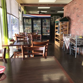 Fulton Green Market - Inside dining area - Grocery Near Me - Sacramento, California