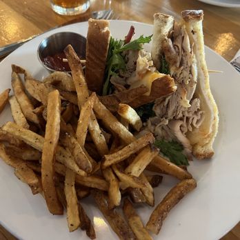 BRQ Seafood and Barbeque - Smoked Turkey & Fig Sandwich - Barbeque Near Me - Baton Rouge, Louisiana BRQ Seafood and Barbeque - Smoked Turkey & Fig Sandwich - Barbeque Near Me - Baton Rouge, Louisiana