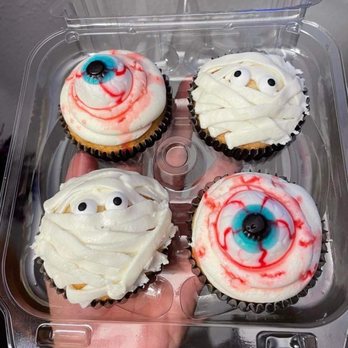 Ashley’s Caykes - Halloween party cupcakes! - Cupcakes Near Me