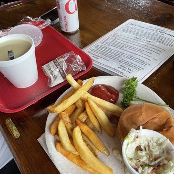 Flo's Clam Shack - Crabby Cale and Clam Chowder - Seafood Near Me - Middletown, Rhode Island