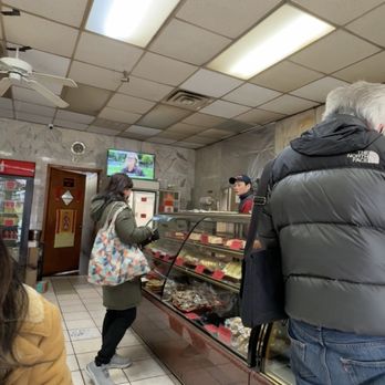 Chiu Hong Bakery - Bakeries Near Me - New York, New York Chiu Hong Bakery - Bakeries Near Me - New York, New York