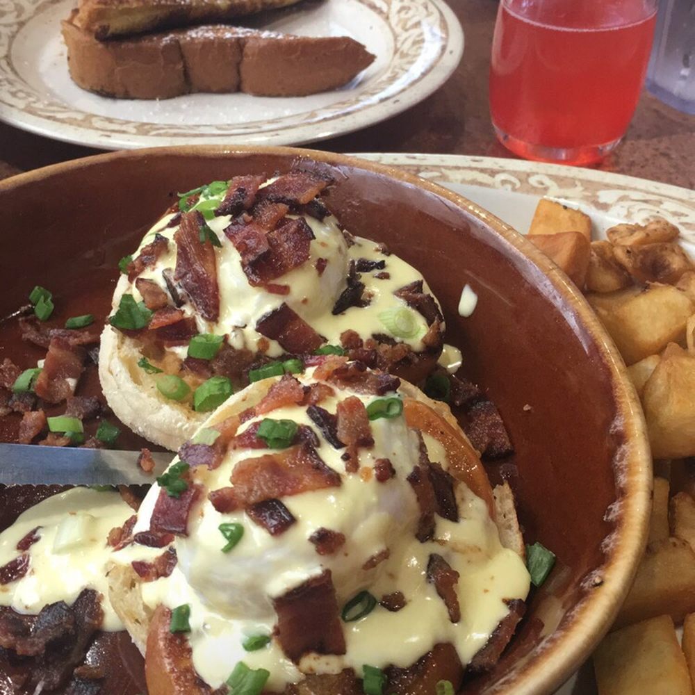 Another Broken Egg Cafe - Eggs Blackstone Benedict w/ country potatoes - Breakfast & Brunch Near Me - Shenandoah, Texas Another Broken Egg Cafe - Eggs Blackstone Benedict w/ country potatoes - Breakfast & Brunch Near Me - Shenandoah, Texas