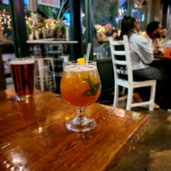 The Moonshiners Southern Table + Bar - Peach shine cocktail - Southern Near Me - Houston, Texas