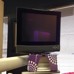 Parkside Dental - TV and tissues in every room!