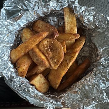 New York Pizzaria - 3/4 lb. Potato Wedges - Pizza Near Me - Redlands, California