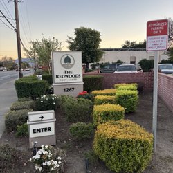 The Redwoods Post-Acute - Entrance