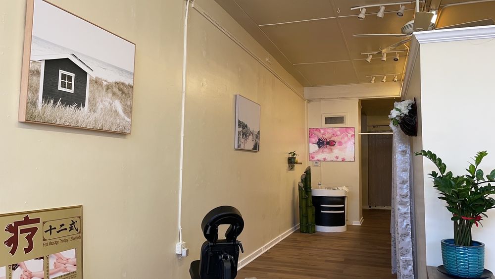 168 Spa Massage Logo