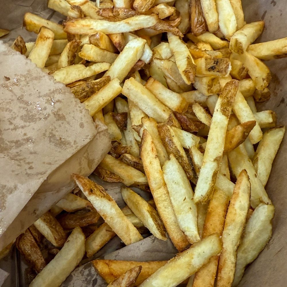 Five Guys - Little Fries - Burgers Near Me - Foxborough, Massachusetts Five Guys - Little Fries - Burgers Near Me - Foxborough, Massachusetts