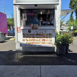 E-San Thai Cuisine - Good food and nice people.