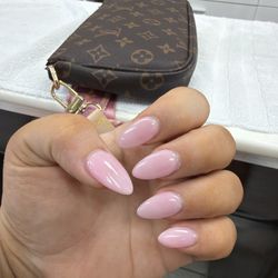 J Nails And Spa