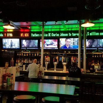 Phil's BBQ - Bar - Barbeque Near Me - San Diego, California
