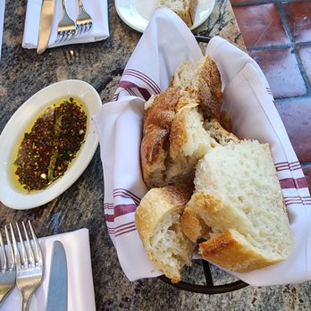 Piatti Danville - Free bread - Italian Near Me - Danville, California