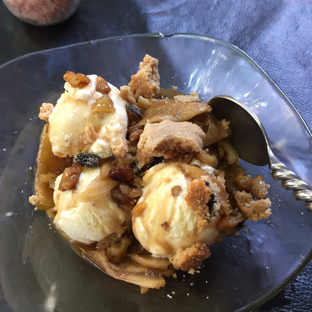 Susanna's - Spiced Apples Sundae - American Near Me - Rosarito, BCN
