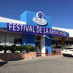 La Gloria Café