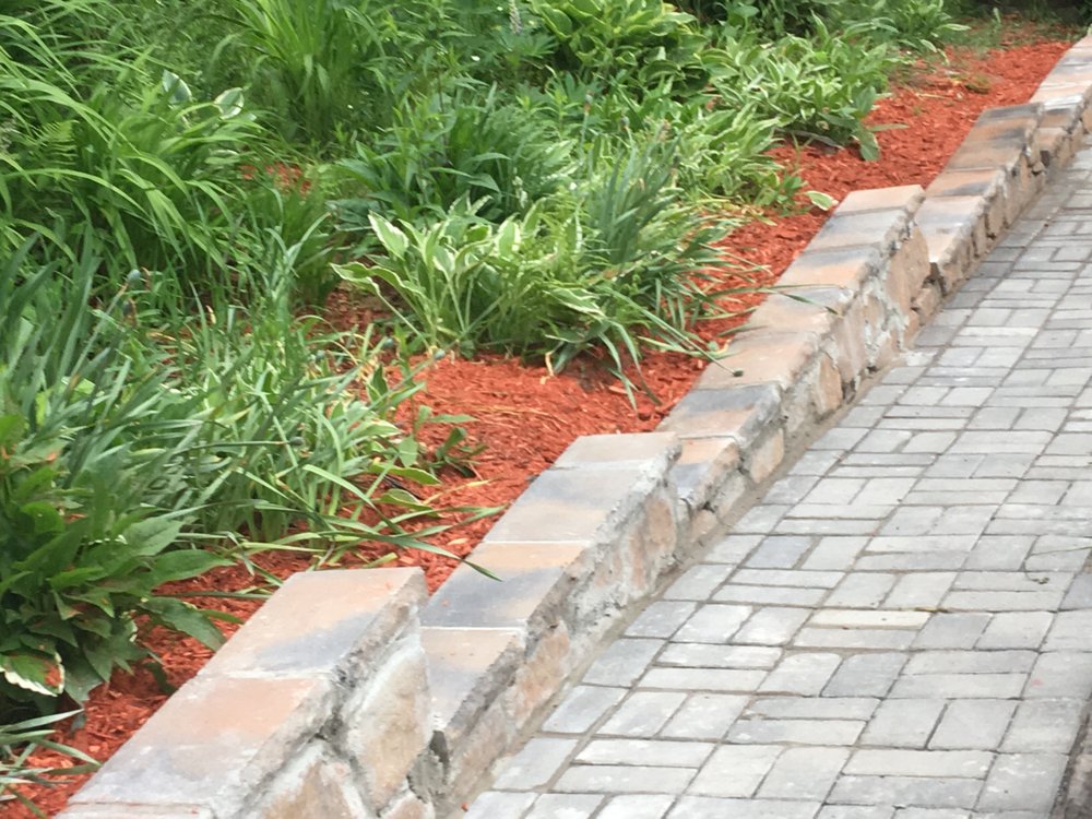 CUTTING EDGE LANDSCAPING Farmington, New Hampshire Landscaping