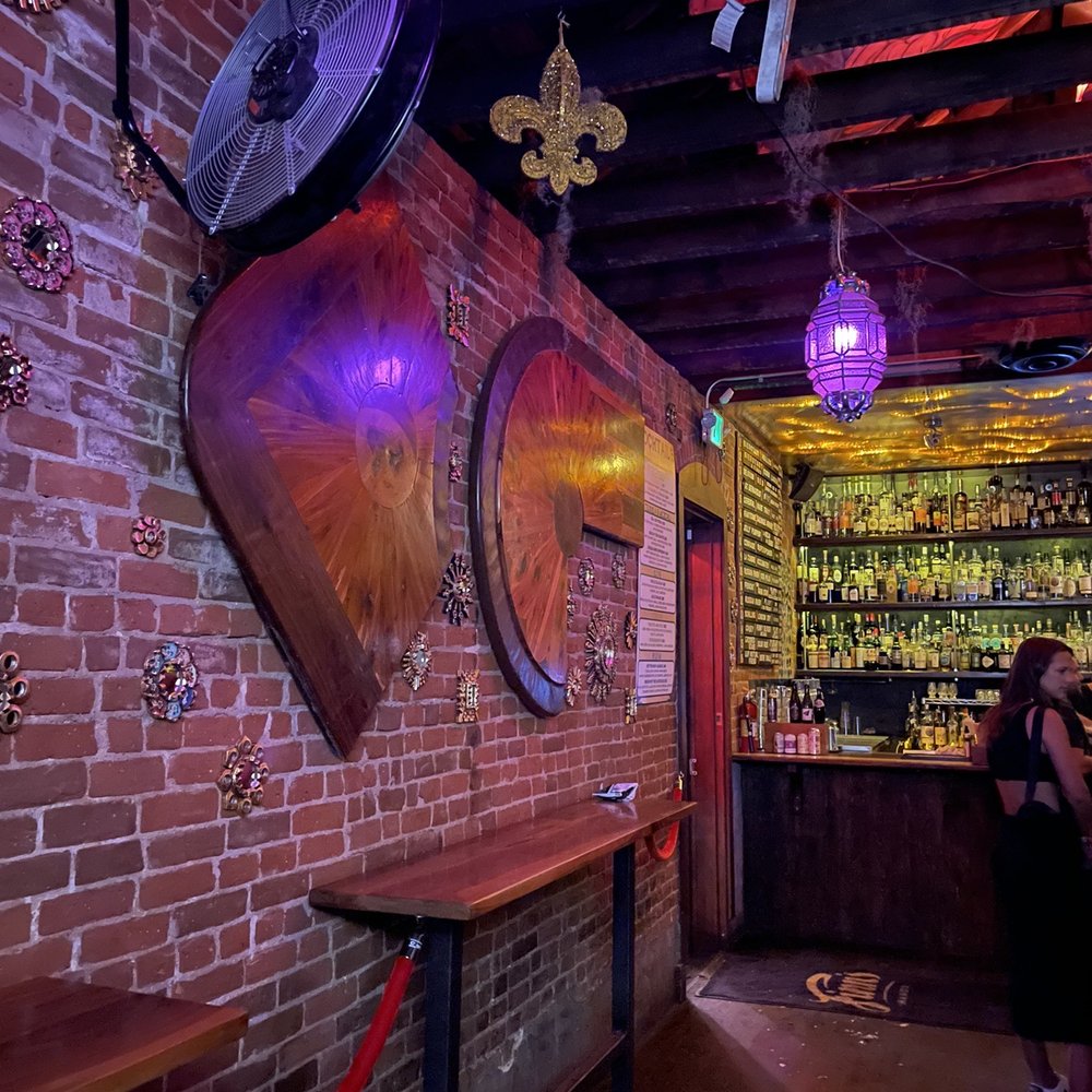 Finn's Manor - a brick wall and a bar - Cocktail Bars Near Me - Denver, Colorado Finn's Manor - a brick wall and a bar - Cocktail Bars Near Me - Denver, Colorado