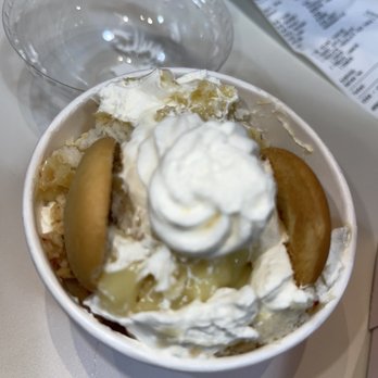 Peach Cobbler Factory - Desserts Near Me - Pembroke Pines, Florida