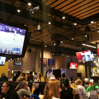 Buffalo Wild Wings - Busy on a Tuesday night, get here early to get table - Sports Bars Near Me - Bellevue, Wisconsin