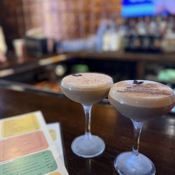 Wally's Wieners - Peppermint Mocha Espresso Martinis - Hot Dogs Near Me - Newport, Rhode Island