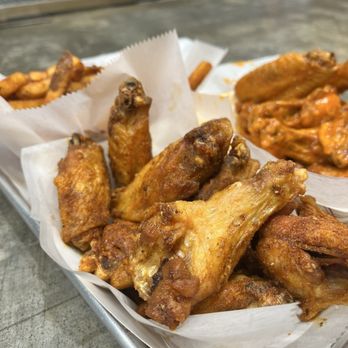 Fire Wings - 10 WING COMBO flavor Louisiana rub - Chicken Shop Near Me - Irvine, California Fire Wings - 10 WING COMBO flavor Louisiana rub - Chicken Shop Near Me - Irvine, California