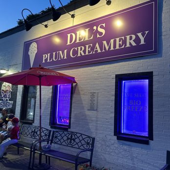 Del’s Plum Creamery - Desserts Near Me - Plum, Pennsylvania
