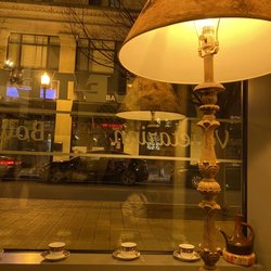 Letena Ethiopian Restaurant - Cozy ambiance