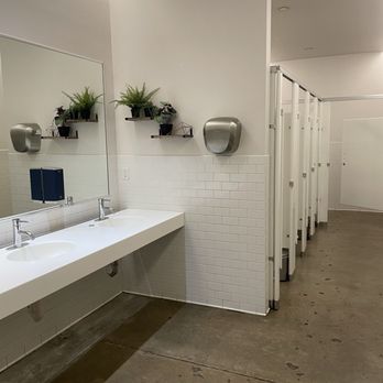 Paper Co Cafe - Bathroom - Coffee & Tea Near Me - Houston, Texas
