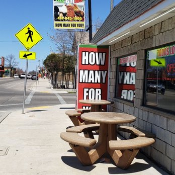 Taqueria Los Gallos - Plenty of outdoor seating in front and on the side. - Mexican Near Me - Milwaukee, Wisconsin