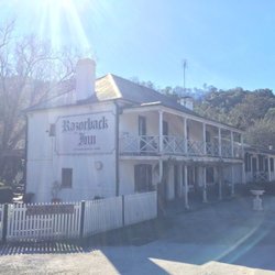 Common Ground Cafe & Bakery - Historic Razorback Inn.