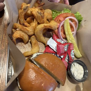 Twisted Elk - Elk burger - Brewpubs Near Me - Lake City, Pennsylvania Twisted Elk - Elk burger - Brewpubs Near Me - Lake City, Pennsylvania