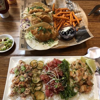 Pacific Catch - Traditional Baja fish tacos top (20$) poke chashimi bottom. (25$) - Seafood Near Me - San Francisco, California Pacific Catch - Traditional Baja fish tacos top (20$) poke chashimi bottom. (25$) - Seafood Near Me - San Francisco, California
