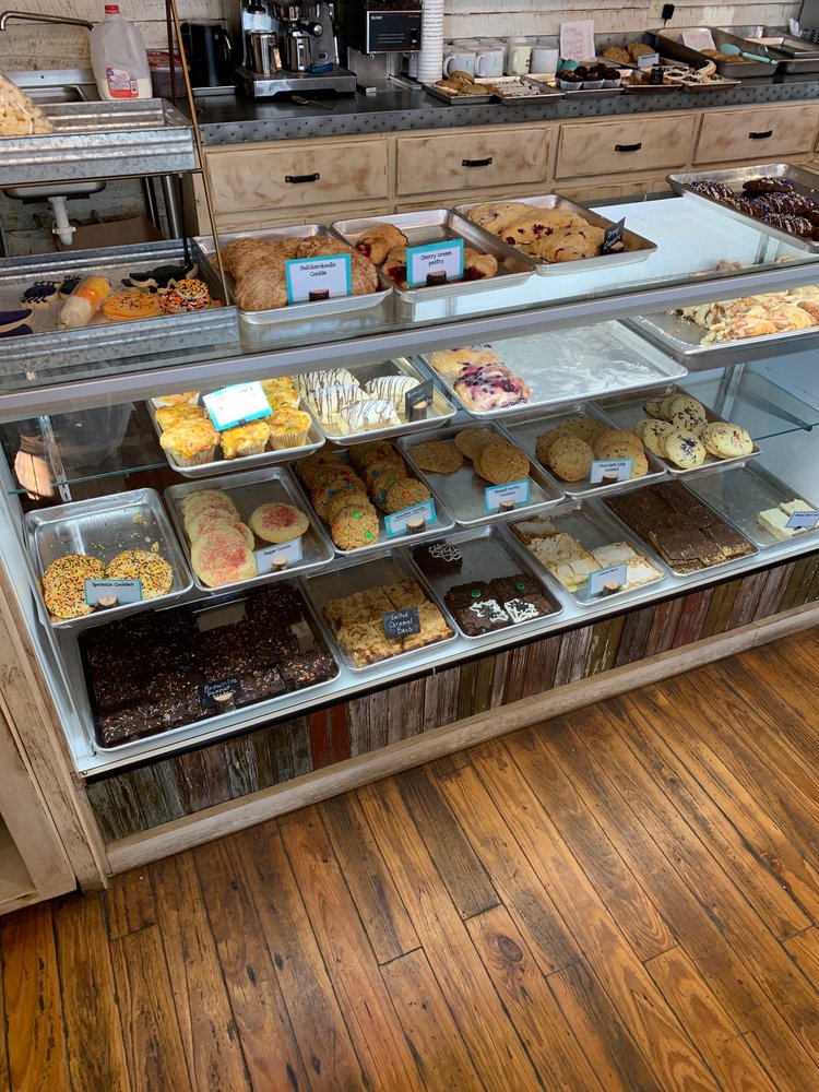 BENT BUCKET BAKERY Updated August 2024 92 Photos & 38 Reviews 19280 US 281, Lipan, Texas