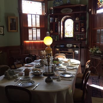 Craigdarroch Castle - Breakfast room - Museums Near Me - Victoria, British Columbia Craigdarroch Castle - Breakfast room - Museums Near Me - Victoria, British Columbia