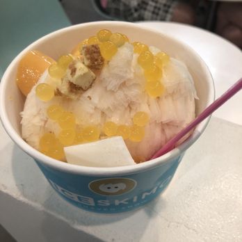Iceskimo - Lychee shaved ice with cheesecake bits, mochi on the top. - Ice Cream & Frozen Yogurt Near Me - San Diego, California Iceskimo - Lychee shaved ice with cheesecake bits, mochi on the top. - Ice Cream & Frozen Yogurt Near Me - San Diego, California