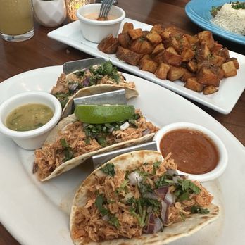 Mirabella Cocina Latina - Chicken Tinga tacos - Latin American Near Me - Glendale, California Mirabella Cocina Latina - Chicken Tinga tacos - Latin American Near Me - Glendale, California