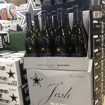 Tom Thumb - a display of bottles of beer in a store - Grocery Near Me - Arlington, Texas Tom Thumb - a display of bottles of beer in a store - Grocery Near Me - Arlington, Texas