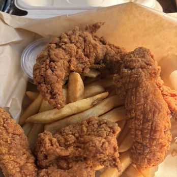 Fine O Char - Crispy Classic Chicken Tenders - Barbeque Near Me - Oregon City, Oregon