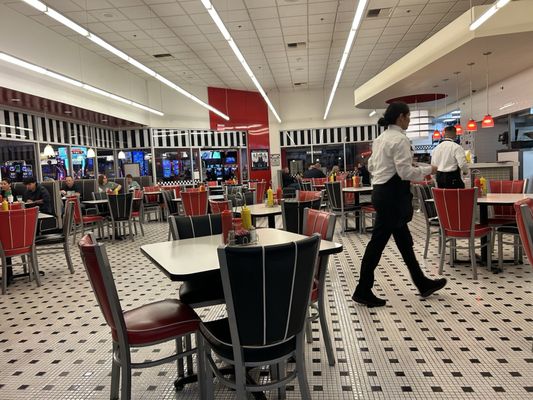 Steak 'n Shake by null