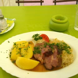 Bürgerhaus - Tagesgericht: Kasslerbraten mit Salzkartoffeln und Sauerkraut für nur 5,- € der Hammer !