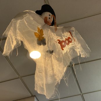 Applejack Diner - halloween decor - Diners Near Me - New York, New York