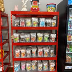 SuSu’s Popcorn & Candy Cafe - Freeze Dried Candies - So fun!