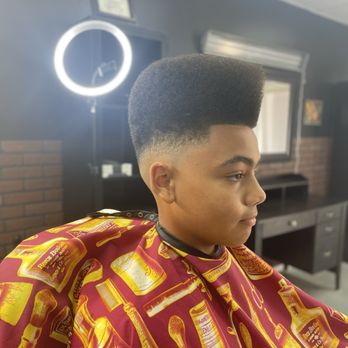 The Rustic Blade - Barbers Near Me - Sealy, Texas