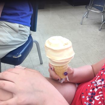Edaleen Ice Cream Shoppe - Mango ice cream - Grocery Near Me - Lynden, Washington Edaleen Ice Cream Shoppe - Mango ice cream - Grocery Near Me - Lynden, Washington