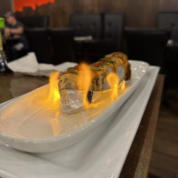 Blue Fin Sake Bar - Salmon volcano roll - Sushi Bars Near Me - Wichita, Kansas