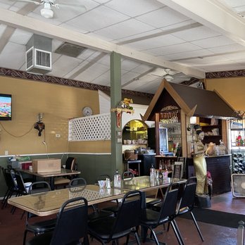 Thai House - a restaurant with tables and chairs - Thai Near Me - Red Bluff, California